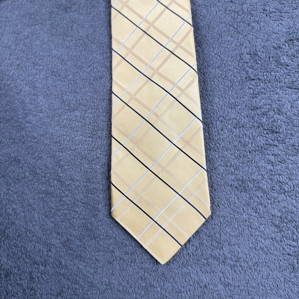 TOMMY HILFIGER MENS TIE YELLOW WITH Black And White